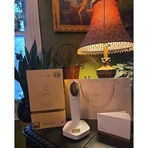 Avologi ENEO ADVANCED Anti-Aging Red Light Therapy 426